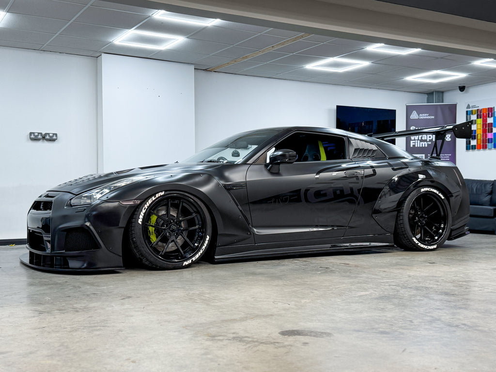 Nissan GTR Side Graphics