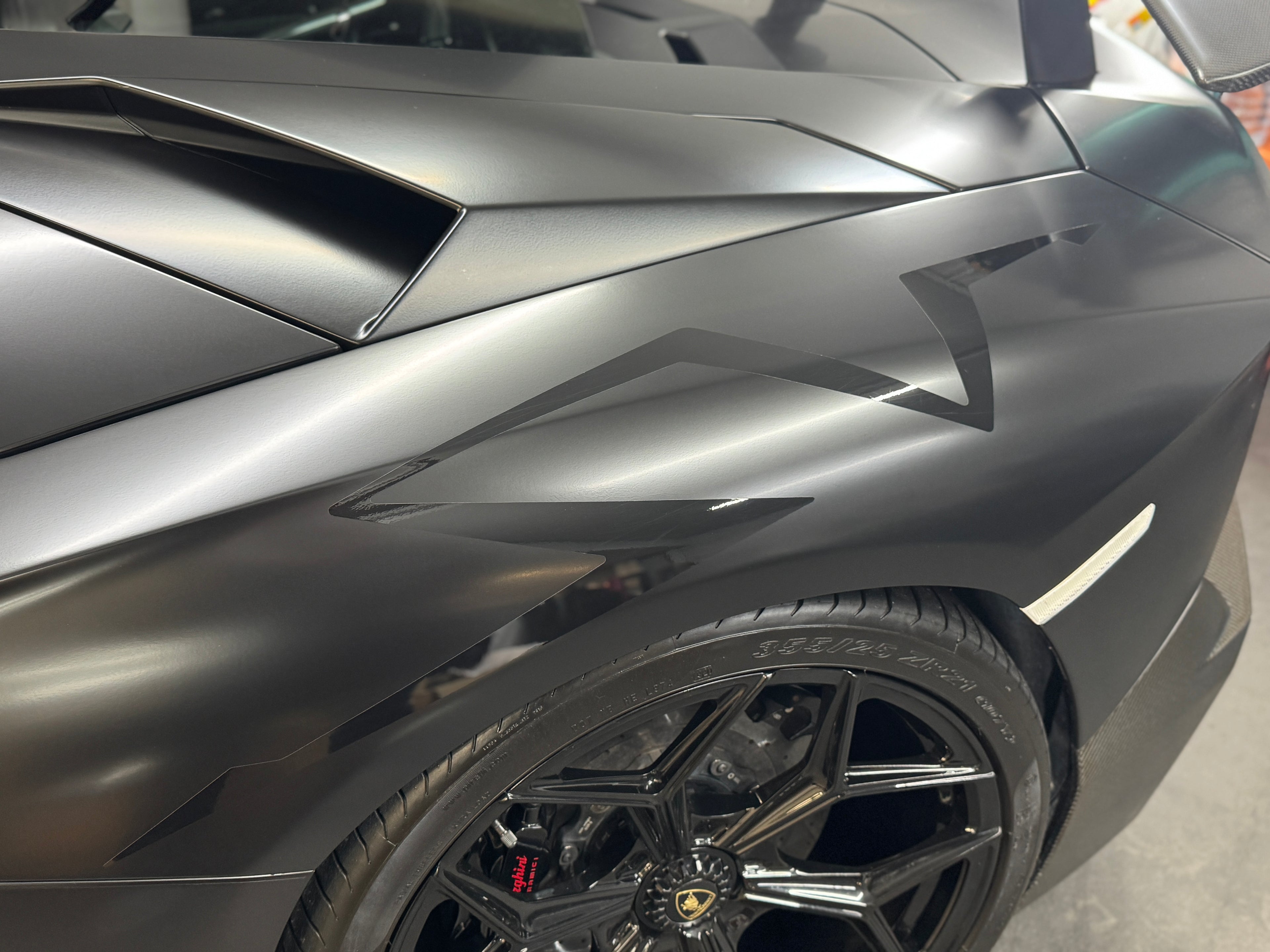 Lamborghini Aventador SV Style Rear Quarter Decals